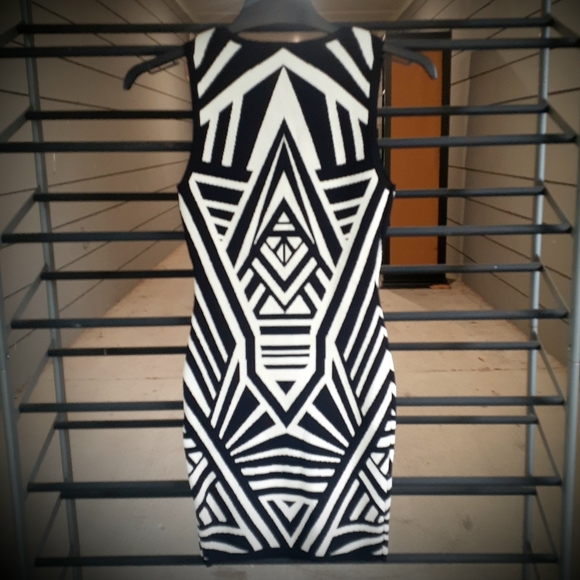 NWOT Forever 21 Geoprint Bodycon Mini Dress - Picture 7 of 8